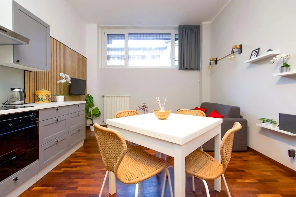 Naviglio Grande Milano - Duomo In 15 Minuti Apartment